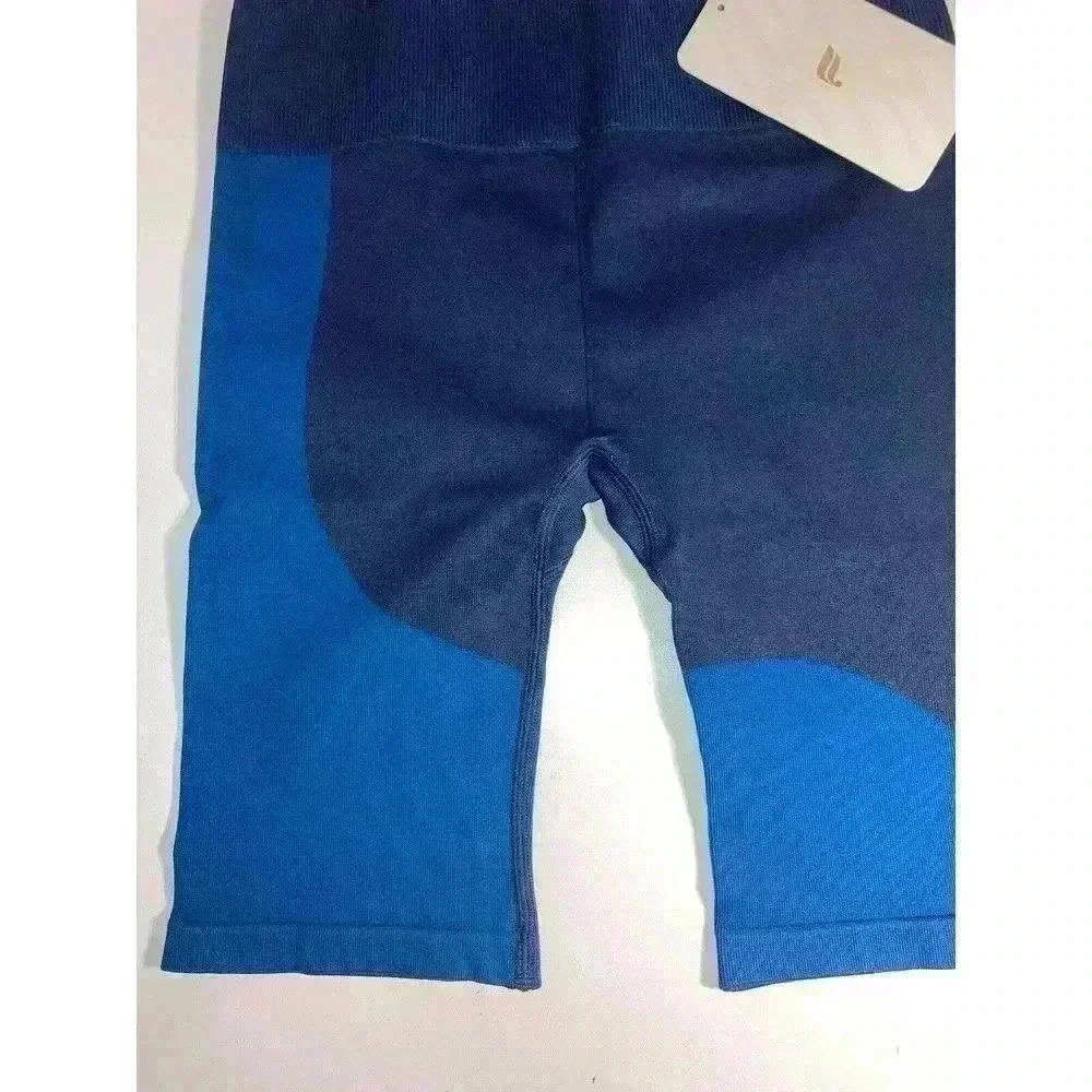 Fabletics High-Waisted Seamless Block Athletic Sh… - image 6